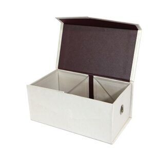 Caja de lujo personalizable base y cover forrada para productos de cosmética