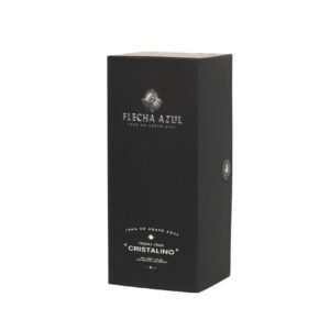 Estuche de lujo de cartón impresa y forrada con papeles nacionales con inserto de la forma de la botella para tequila, diseño y manufactura en Guadalajara.