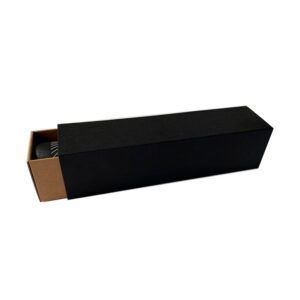 Caja de cartón premium base y funda para una botella producida en México para vender nacional o internacional.